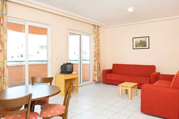 Grand Uysal Family Suite Grand Uysal Family Suite