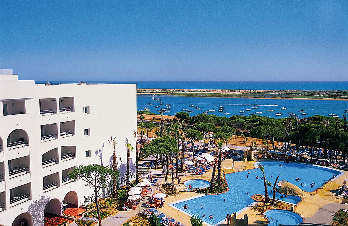 Playacartaya Spa Hotel - inclusief huurauto