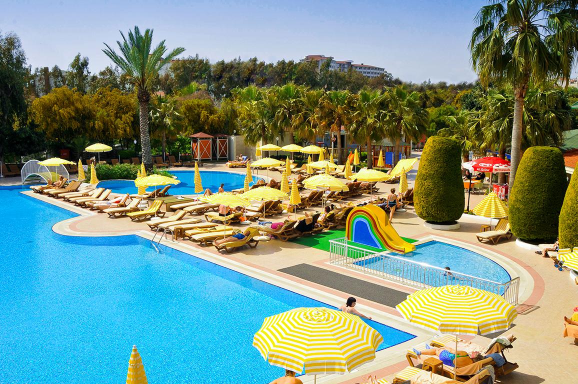 Hotel Febeach Side