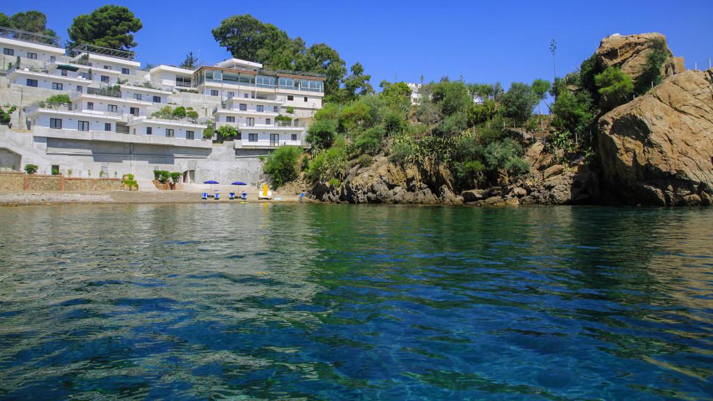 App. Blue Bay App. Blue Bay
