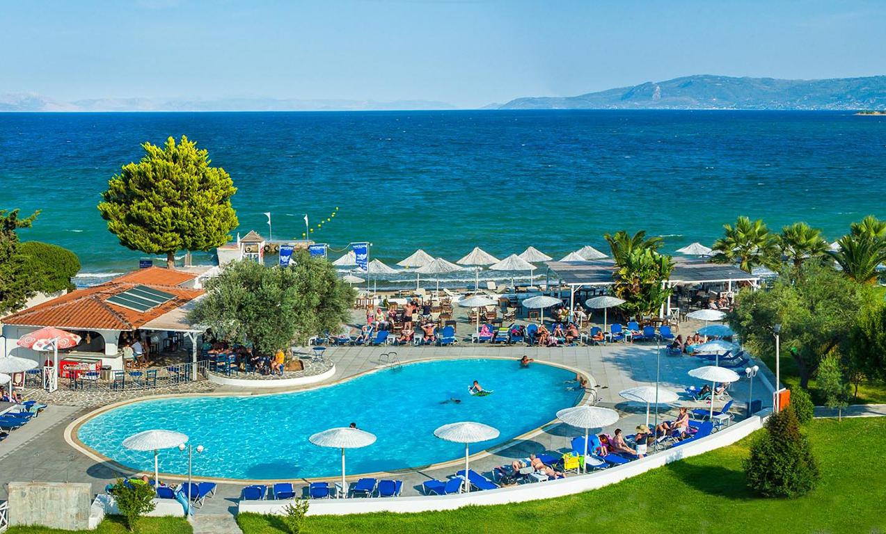 Hotel Grand Bleu Beach Resort