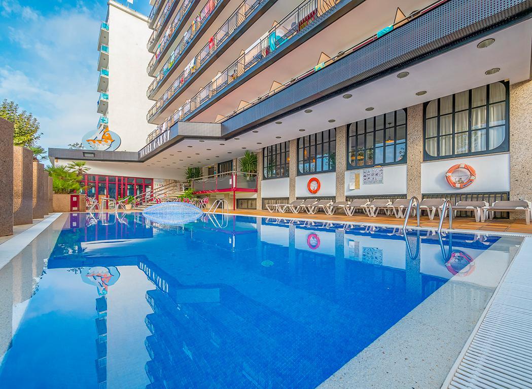 Hotel Checkin Garbi