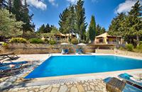 App. Glyfada Beach Villa's