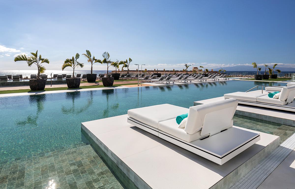 Hotel Royal Hideaway Corales Suites