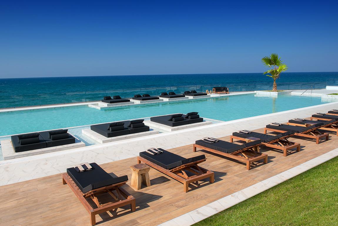 Hotel Abaton Island & Resort