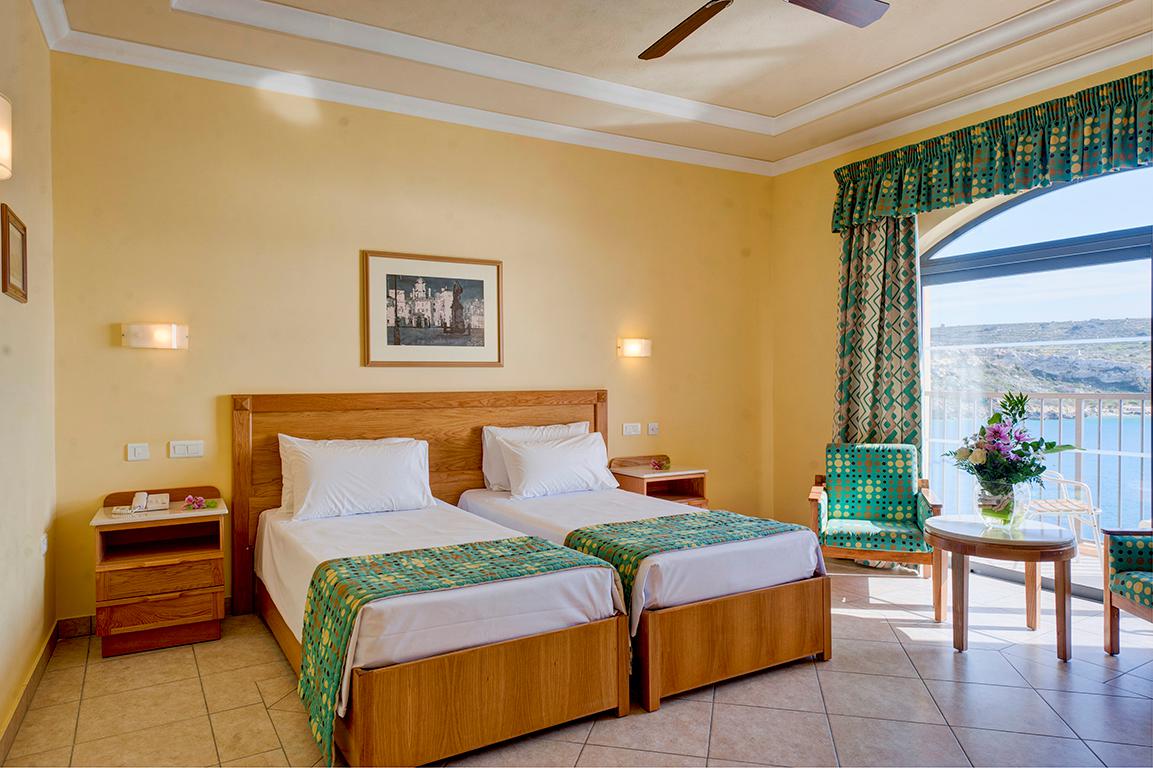 Hotel Paradise Bay Resort reviews