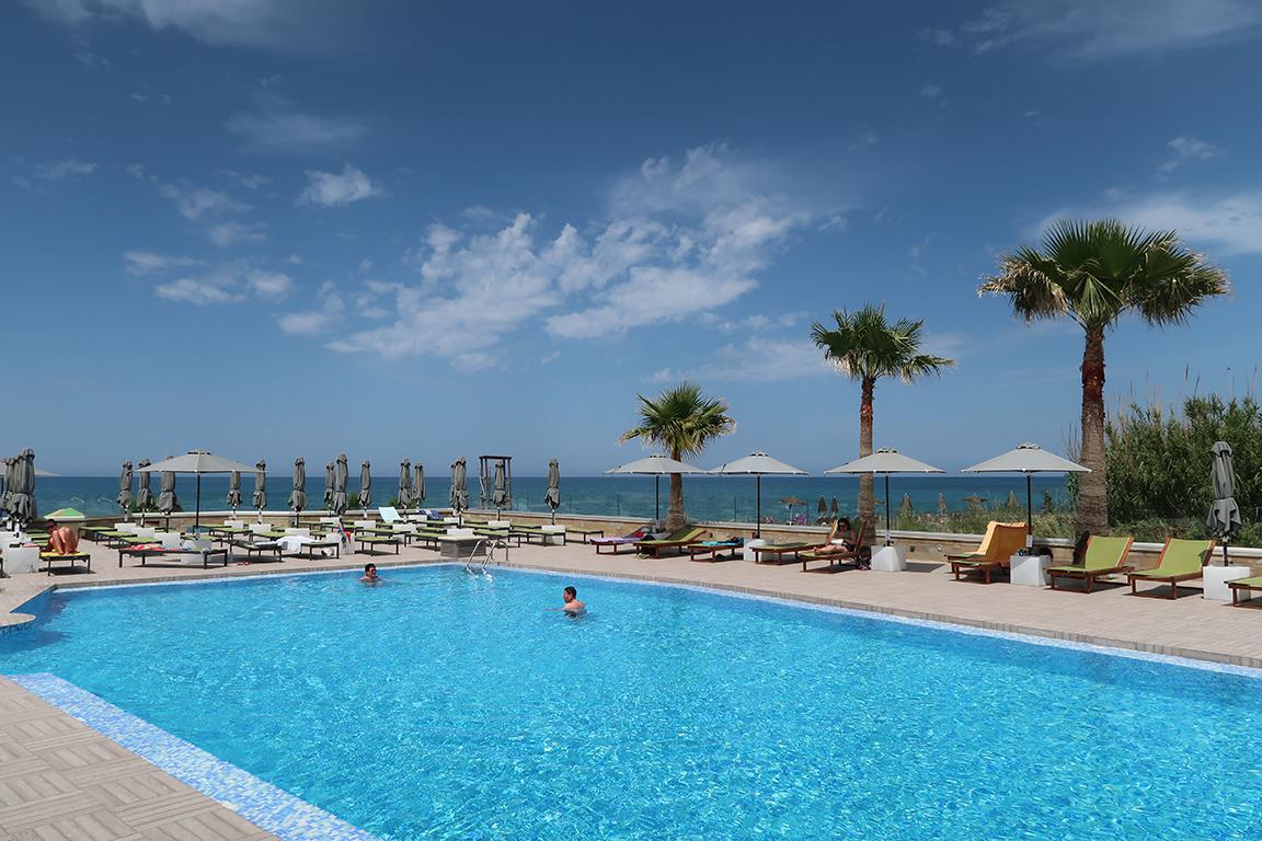App. Enorme Eanthia Beach